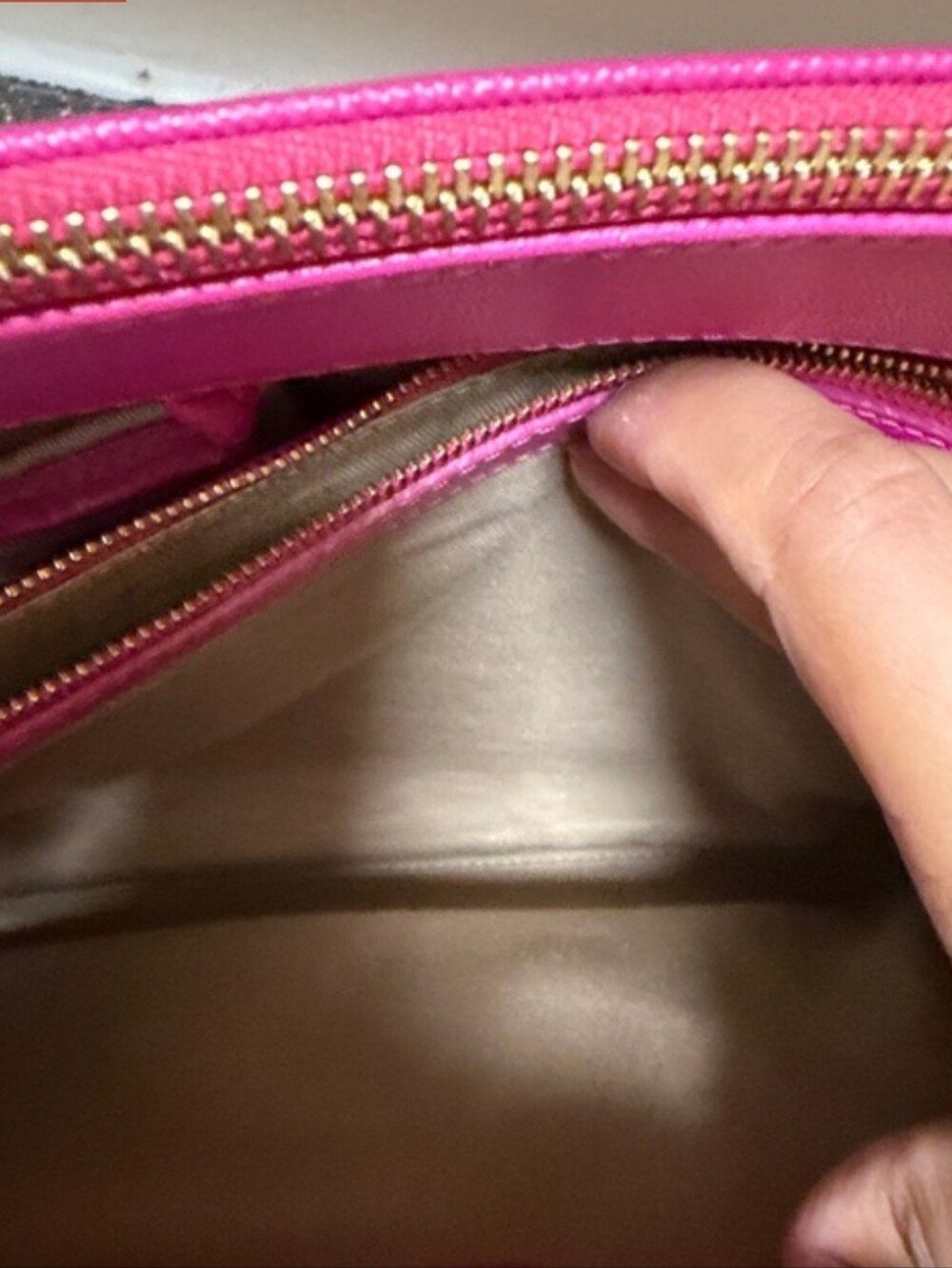 Authentic MCM Bright Pink Satchel - Picture 7 of 16